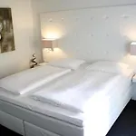 Auswaerts - Dein Bed & Breakfast 3*