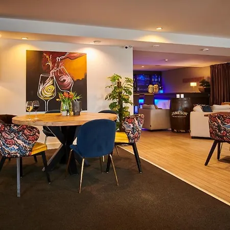 Auswaerts - Dein Bed & Breakfast Schmallenberg