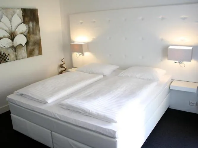 Auswaerts - Dein לינה וארוחת בוקר 3*